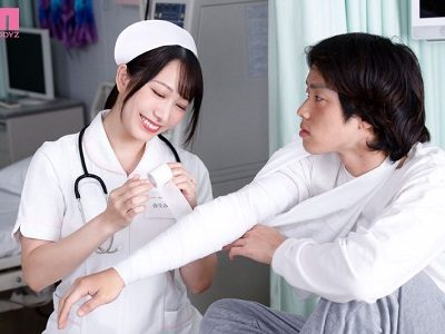 Nam bệnh nhân say mê nhan sắc của nữ y tá vú to